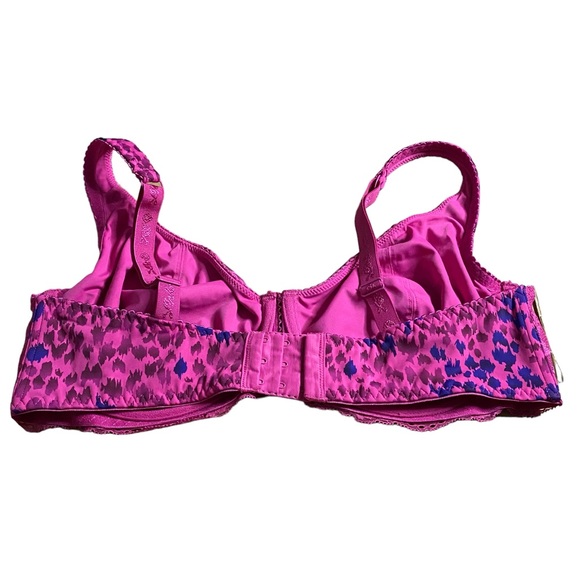 Intimates Women's Pink Patterned Underwire Bra - Picture 3 of 7